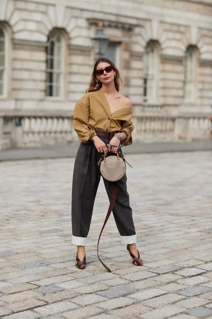 吊打阔腿裤,秒杀牛仔裤,这条裤子才是今秋最火!!!