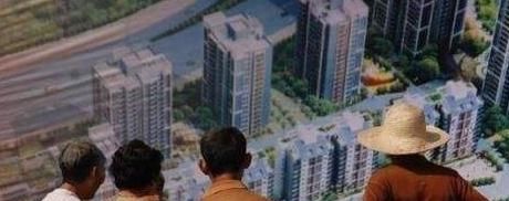  「买房」农村兴起进城“买房热”，当他们老了以后，要靠什么养