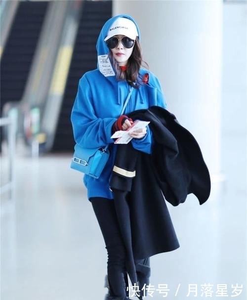 [ 底裤]新潮显腿长，150也能穿，谁说打底裤大势已去？教你4种打底裤穿法