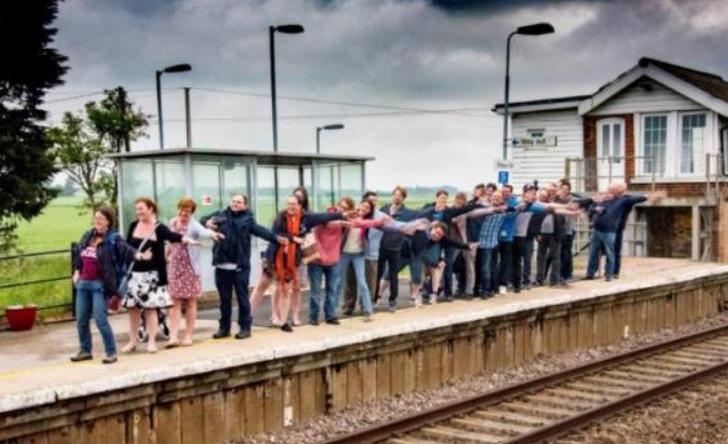 世界上最“荒凉”的火车站，每年就几十个人坐车，政府却不想关停