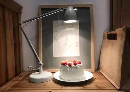 #小别墅#48㎡奇葩小户型,男主不仅整了小院,还设计出2室小别墅的既视感