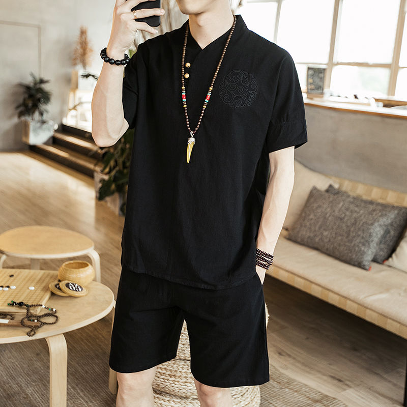 一个男人有没有魅力,我只看他这3个特征!十个男人九个准