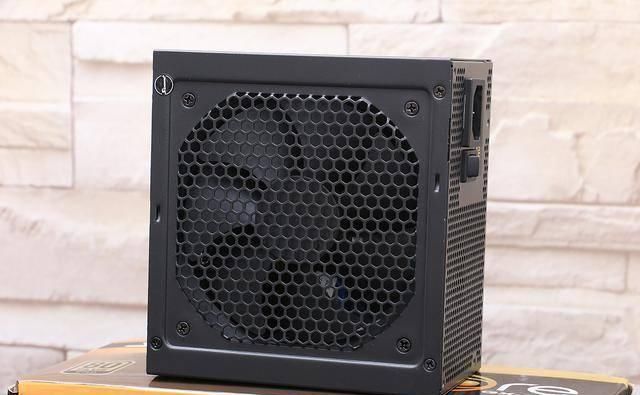  『值得一提』老机箱新折腾，分享一台最近完成的 M-ATX 主机