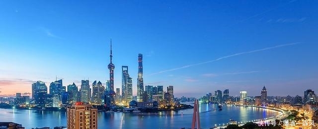 中国最厉害的三座大城市 全都依长江而建 如今都是国际大都市