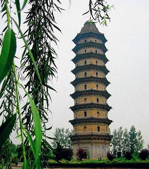 山东临清有座造型独特的明代古塔，有380年历史，知道的人却不多