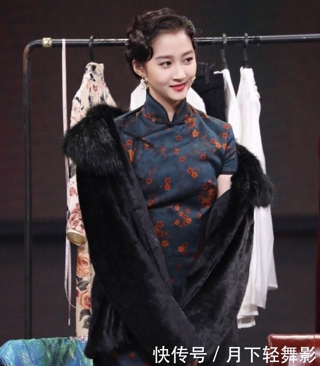  【性感】现在的女人真会穿,这样性感的旗袍直接穿上了,不过真好看