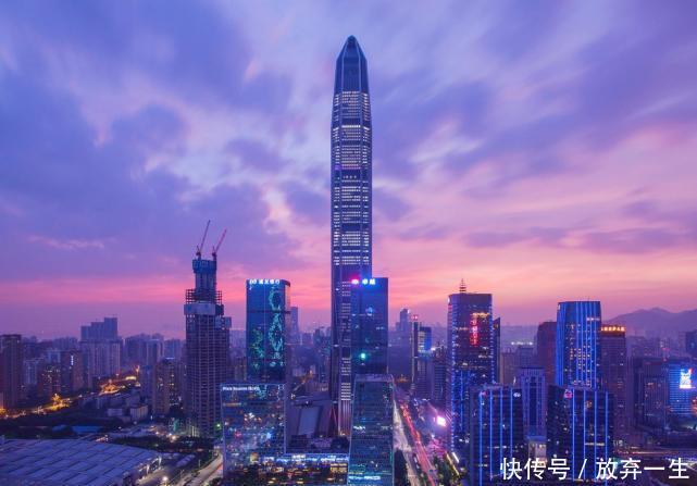  「时间」中国最高的摩天大楼，高达632米118层，总共修建近10年