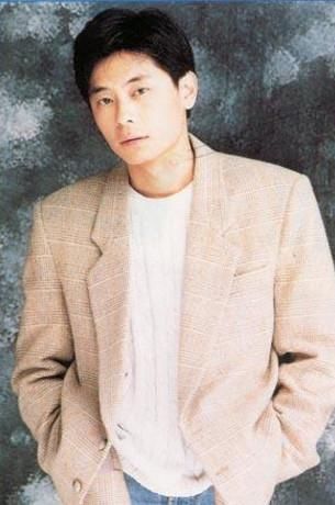 卓伟又曝猛料，这次网友纷纷点赞，成龙知道但是没敢说