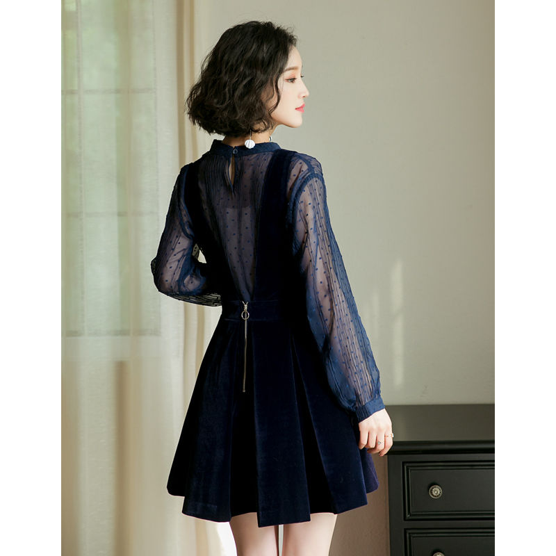 入秋新发现一种“遮肉裙”，显瘦显白，特适合有小肚子的微胖女人