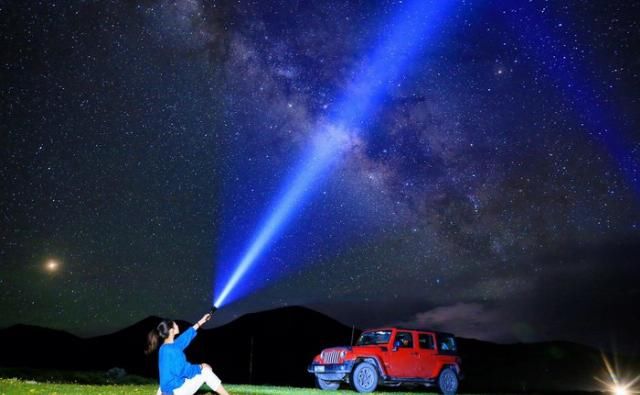 四个花季少女，自驾牧马人远赴西藏，只为那一场圆梦之旅!