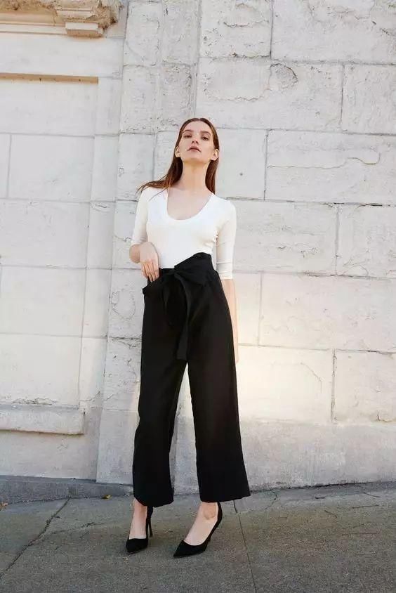 鞋子穿不对，阔腿裤再美也白费!