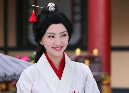  等人主演■“女主不傻甜，路子还很野”的四部剧，赵丽颖占一部，剧情太过瘾！