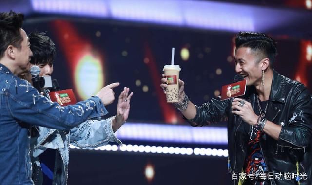 《中国新歌声》继大壮之后又一风波?网友怒斥谢霆锋:无稽之谈