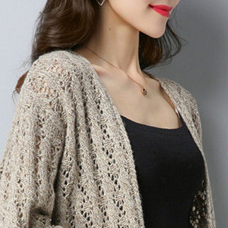 新发现一种女装:秋开衫!51岁妈妈一下买5件穿,显年轻有气质