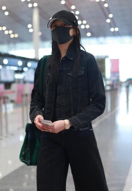 当168热巴和173关晓彤同穿阔腿裤，腿长比腿细重要，鹿晗眼光不错