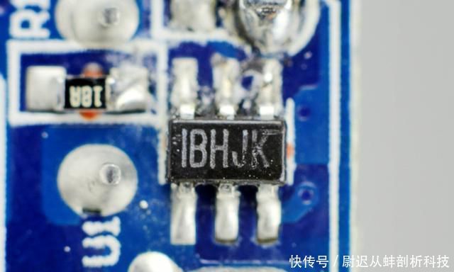  『多快充协议双口充电』销量近百万秘密是什么？倍思65W氮化镓充电器拆解一探究竟
