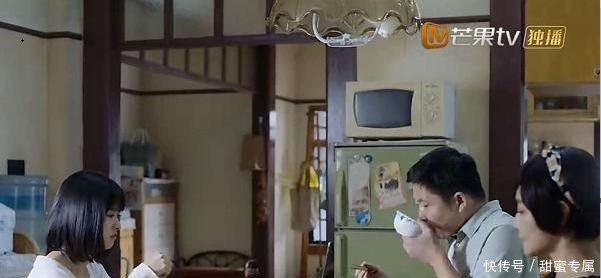 继baby假吃后，又一女星在电视剧中狂吃空碗，镜头穿帮太明显