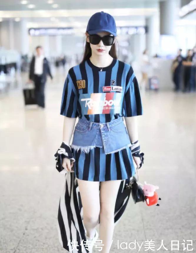 以为戚薇只是穿运动装很帅，没想到穿连衣裙这么婀娜，前凸后翘