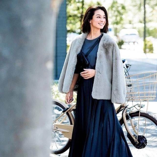  「系风穿」日本国家庭主妇的日式风穿衣搭配爆红ins：50岁之后，搭出“现代感”