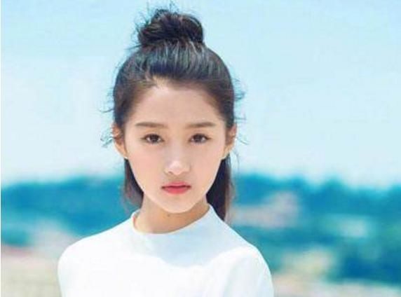 『飞机』《中国机长》受质疑3个场景，事实还是导演瞎编？看看原型怎么说