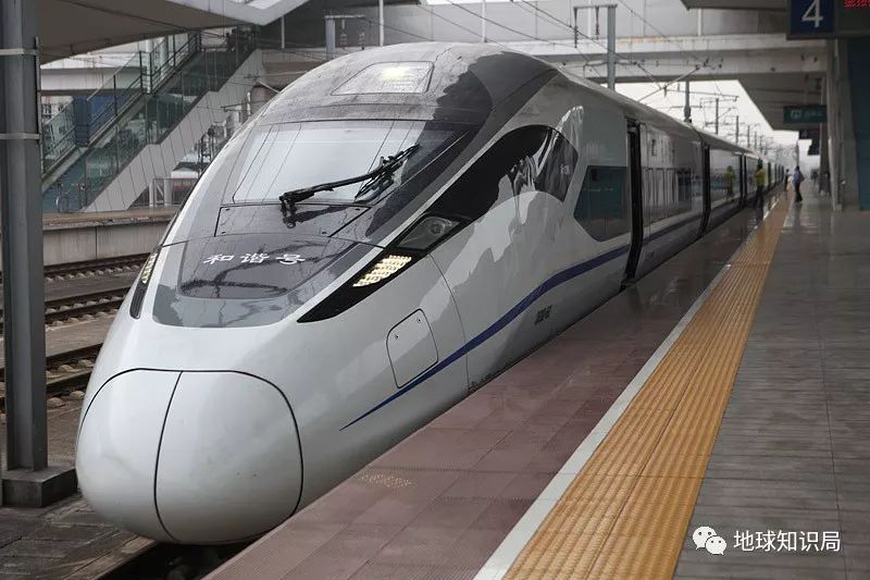 中国这些火车站为什么永远这么挤？