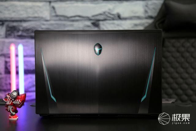 尺寸■十代酷睿i7+大尺寸高刷电竞屏,游戏发烧友亲测,你想要的它都有~