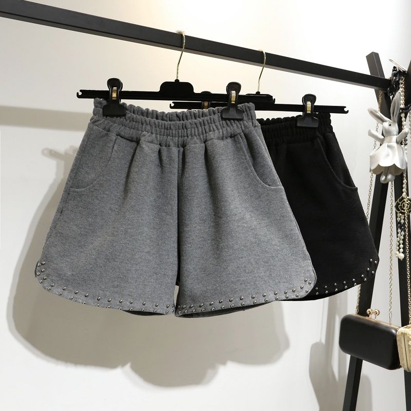 连衣裙过时了，今年最流行的就是时髦显瘦半身裙