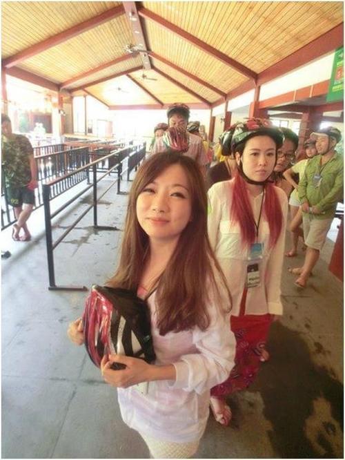 在三亚的碧海蓝天上我要飞得更高，看得更远