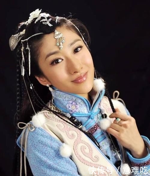 #低调#41岁刘思彤,出道22年形象多姿,如今低调嫁圈外富豪很幸福