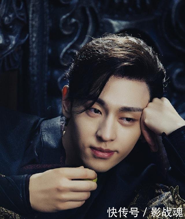 旭凤复活发型都变了，卷翘刘海变得干净利落，香蜜女孩注意到了吗