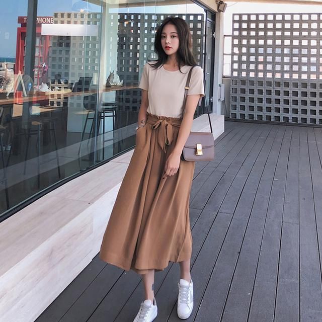 女人腿粗屁股大千万别穿七分裤！学下面这样穿，看起来像90斤