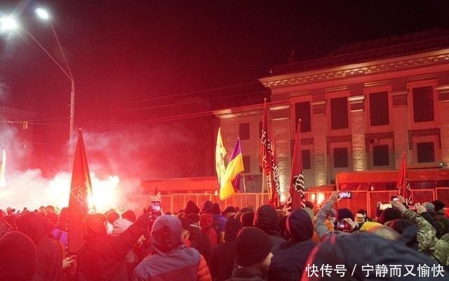  #通牒#不逼俄军开战誓不罢休！土耳其又开始围攻大使馆，防长下战争通牒