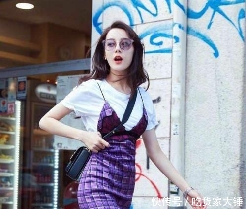 骑行裤@看看杨幂,热巴,这样穿是有多美,T恤下面一定不要穿裤子