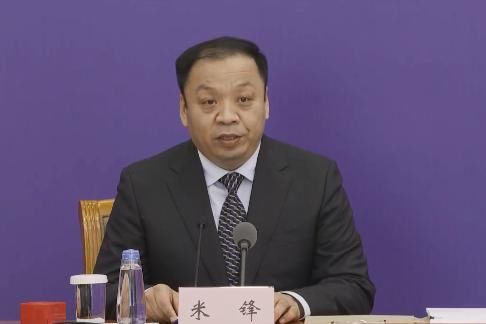  【我国】昨天我国内地无新增本土确诊和疑似病例，全球新增确诊近4万例
