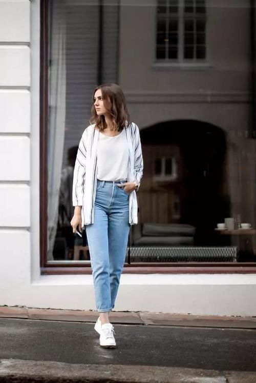  [舒适]早春扔掉你的靴子吧，换双舒适百搭运动鞋更时尚，连明星都在穿