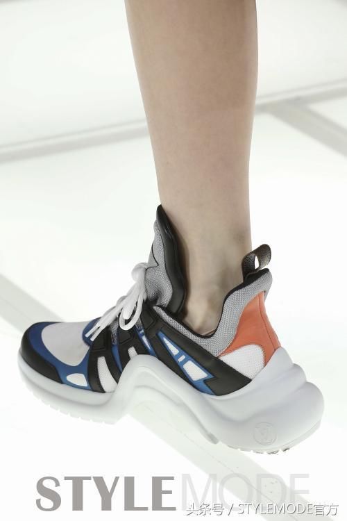 这一定是时尚达人下半年的新鞋清单!