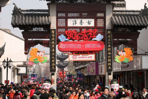 南京人气最高的景区，每天游人如织，网友：看景还是看人？