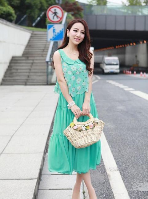 图一清纯元气少女,图二大长腿,图三闭月羞花春天小妖精！