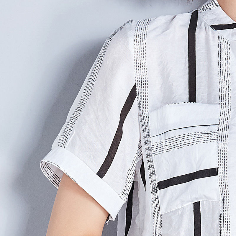 太美了!老婆穿新买的“减龄衫”，瞬间年轻十岁，散发迷人女人味