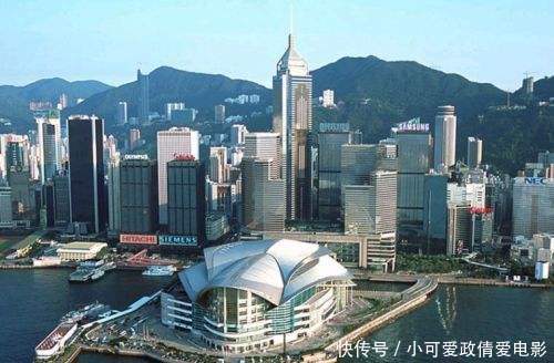 香港明明是我国领土，为何国人只能玩7天，老外却能待30天