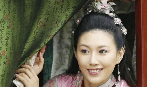  殊不知■顺治两度废除皇后之位等她，殊不知是弟弟的女人，孝庄觉得不妥