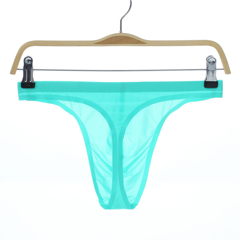 三角裤、四角裤扔了吧!如今流行“冰丝裤”,穿出不一样的你