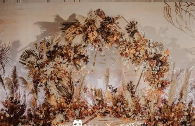 『冲击』波希米亚风的高级婚礼，香槟和橙色的搭配，小范围的视觉冲击