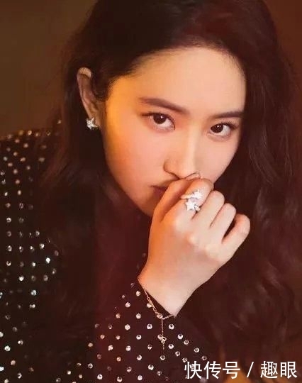仙女头@半个娱乐圈都在卷的爆火“仙女烫”发型