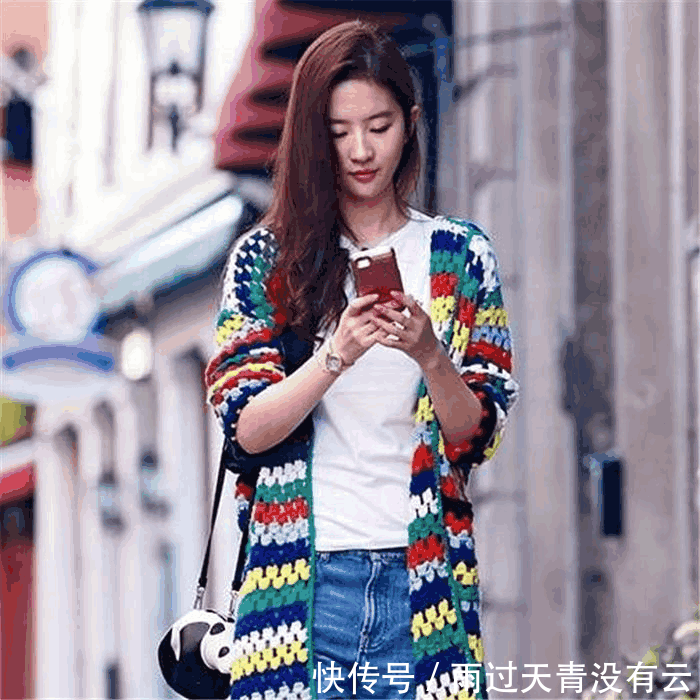 同一件衣服告诉你, 只要搭配好, 村姑剥玉米都美哭!