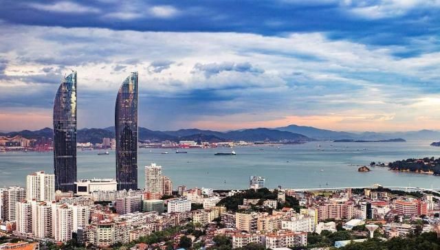 国庆最受游客欢迎10大旅游城市!重庆竟没上榜,第一没想到!