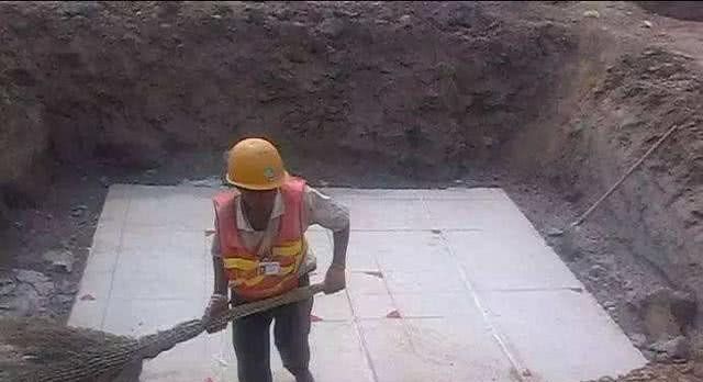 农村建房地基垫层必须打吗？很多人不清楚，原因在这里