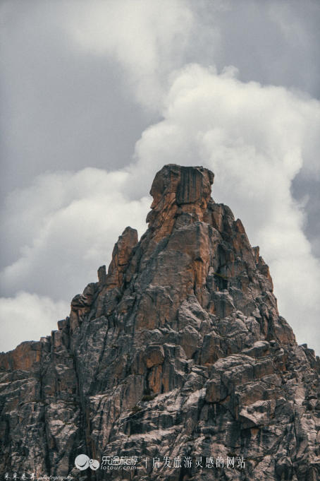 大自然的鬼斧神工 莲宝叶则 山之铿锵