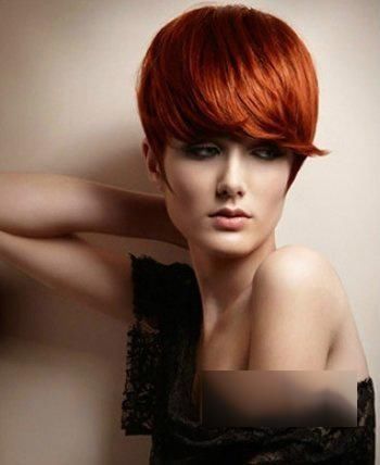 2018最新最流行的女生要时尚不要夸张的沙宣短发发型！