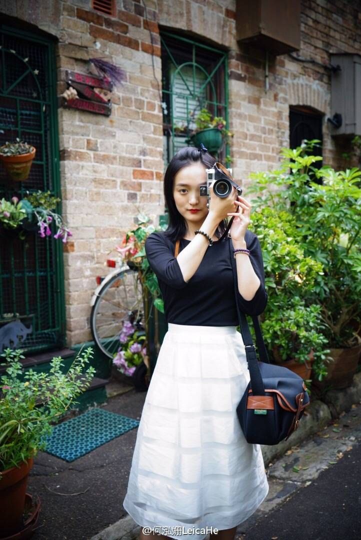 摄影达人，合格的演员，一个年轻有为的美女，网友:何泓姗!